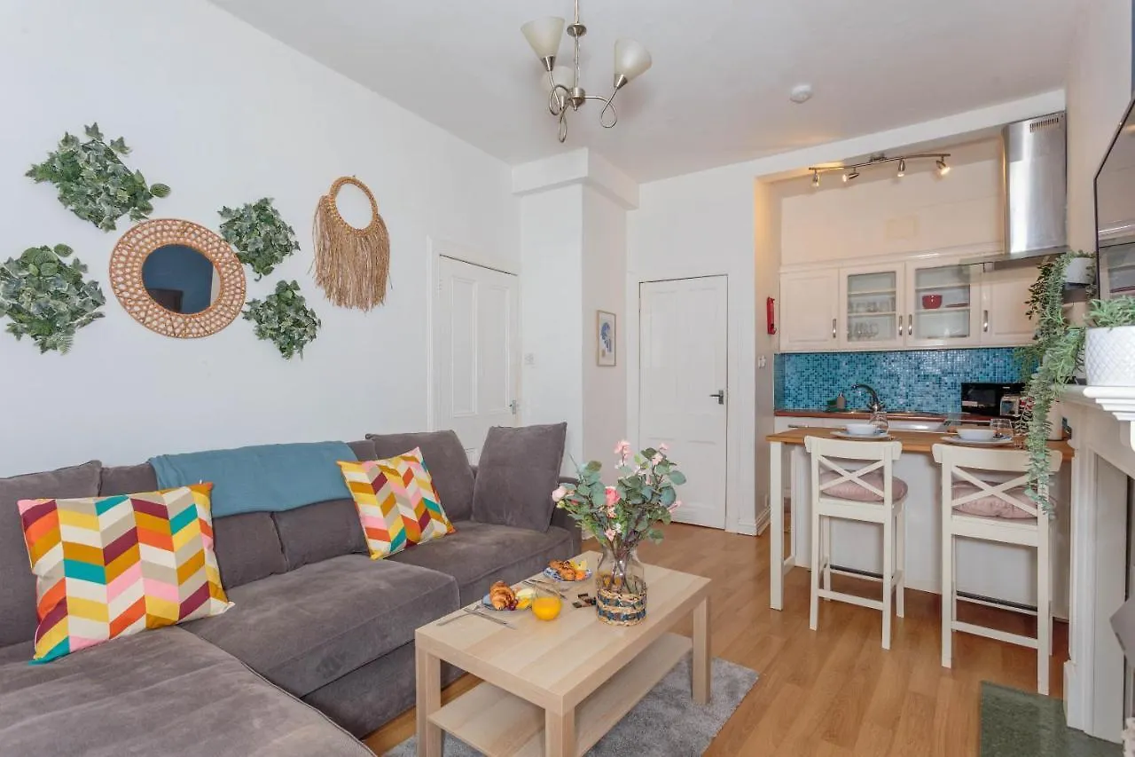 Apartament Warm 1Bed Flat Leith Walk Edynburg